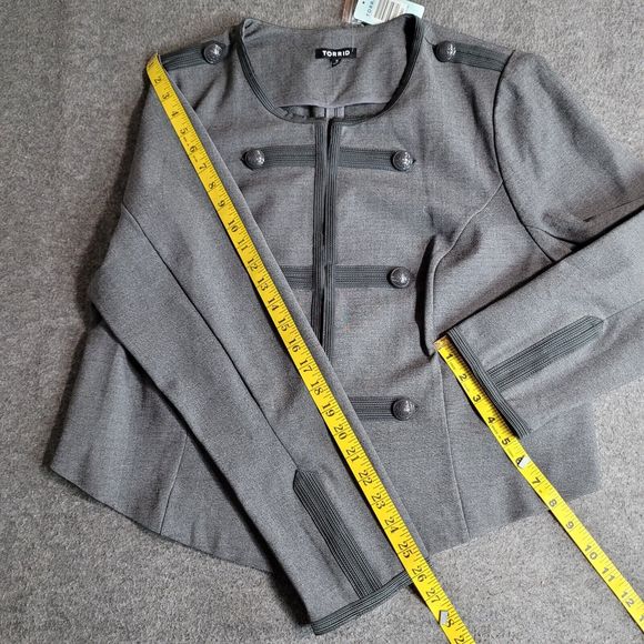 NWT Torrid Military Style Jacket Blazer Size 2=2X Gray Stretch Ponte Knit - Picture 5 of 11